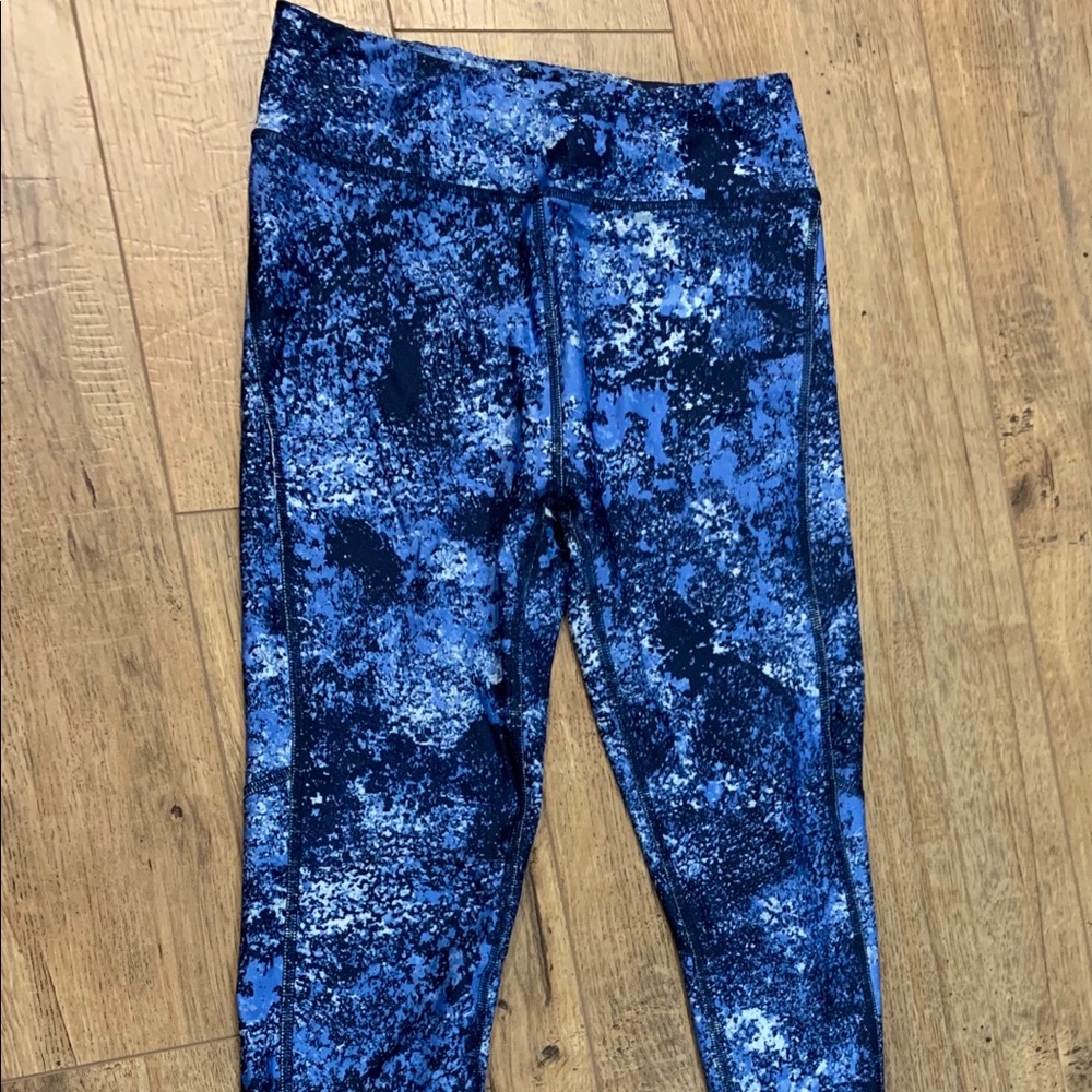 Under Armour heat gear leggings